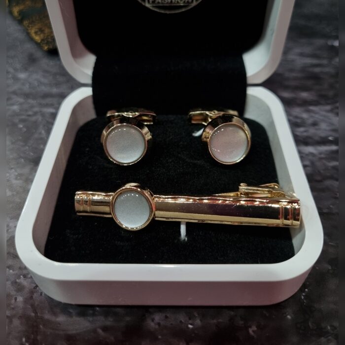 InShot_20250316_111248069 ست دکمه سردست و سنجاق D29 - Image 1