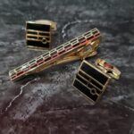 ست دکمه سردست و سنجاق D28