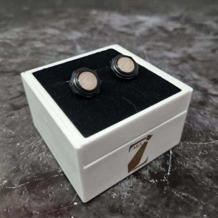 InShot_20250407_155002651 دکمه سردست D74 - Image 1