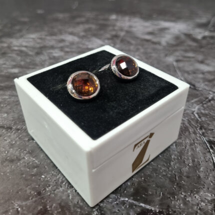 دکمه سردست D68