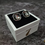 دکمه سردست D90